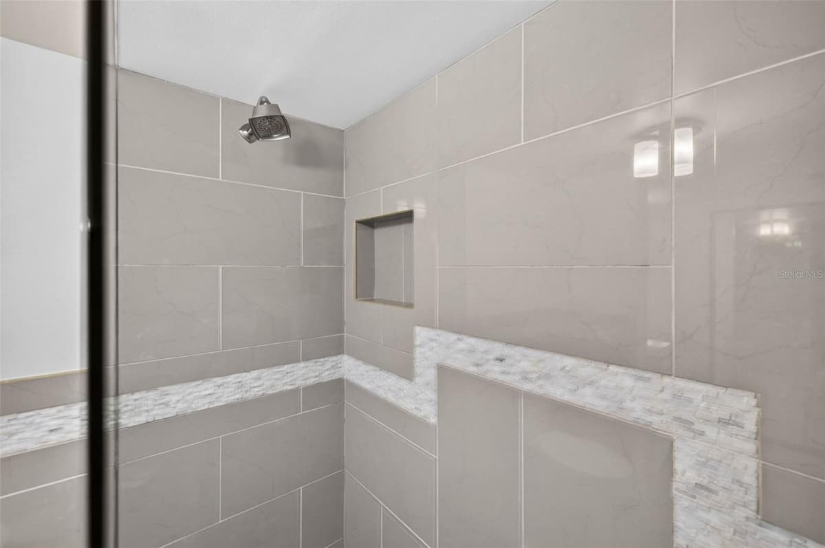 5541 PUERTA DEL SOL BOULEVARD — photo 23 of 37