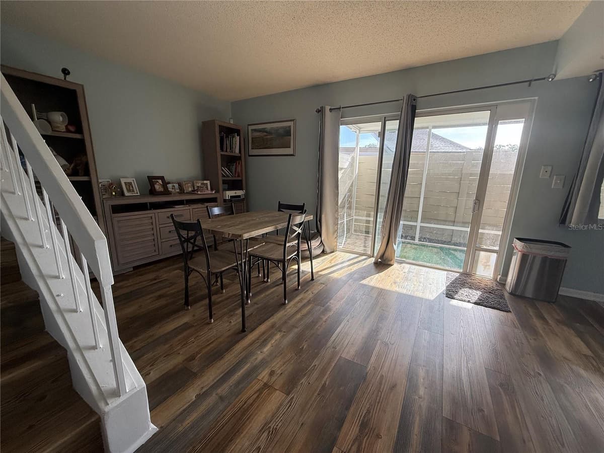 2641 CEDAR VIEW COURT — photo 6 of 16