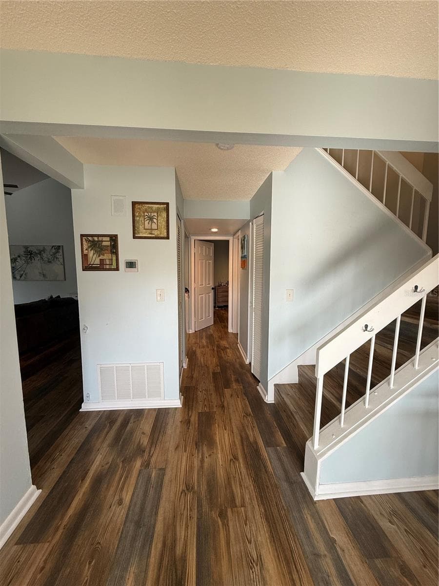 2641 CEDAR VIEW COURT — photo 9 of 16