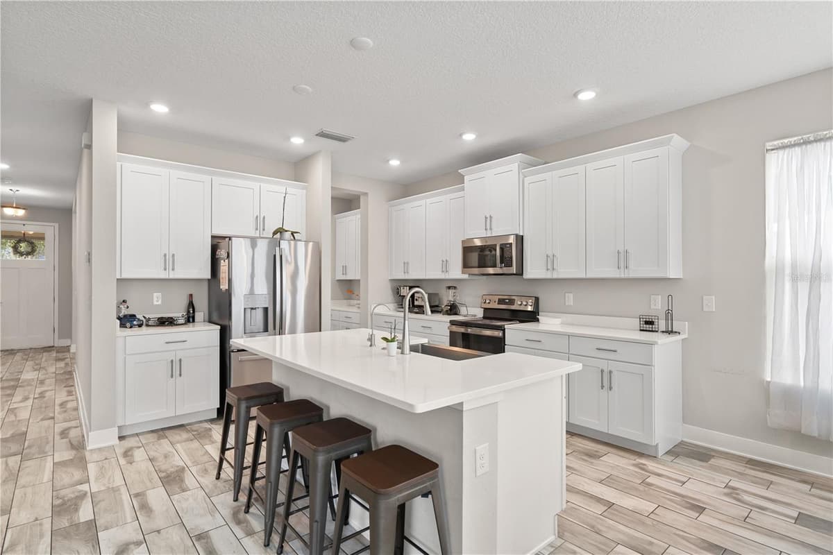 1415 CRYSTAL LAKE DRIVE — photo 12 of 63