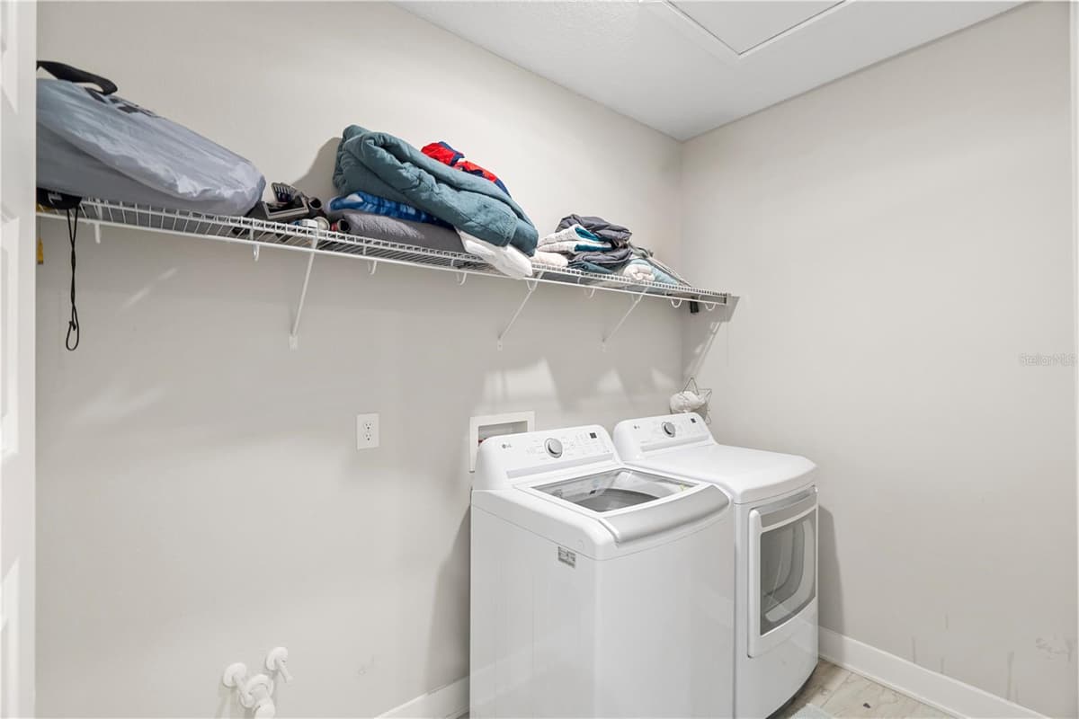1415 CRYSTAL LAKE DRIVE — photo 44 of 63