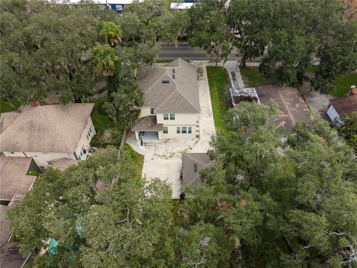 1415 CRYSTAL LAKE DRIVE — photo 48 of 63