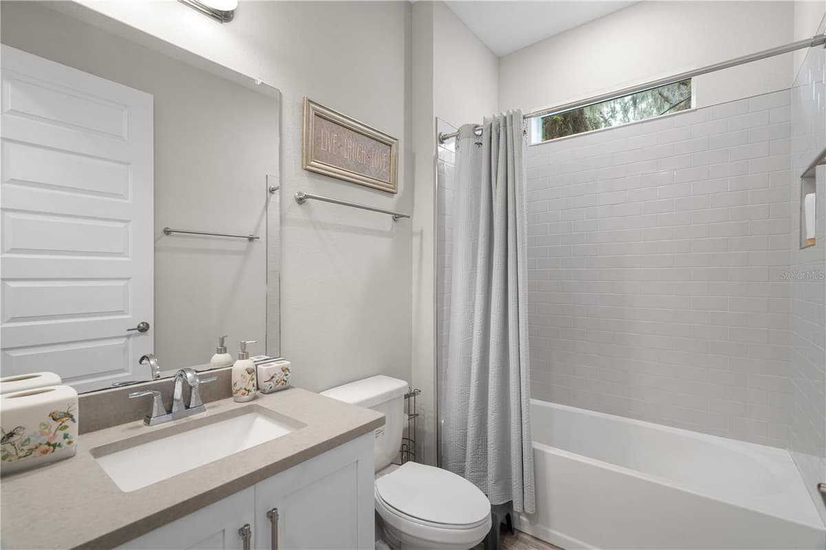 1415 CRYSTAL LAKE DRIVE — photo 42 of 63