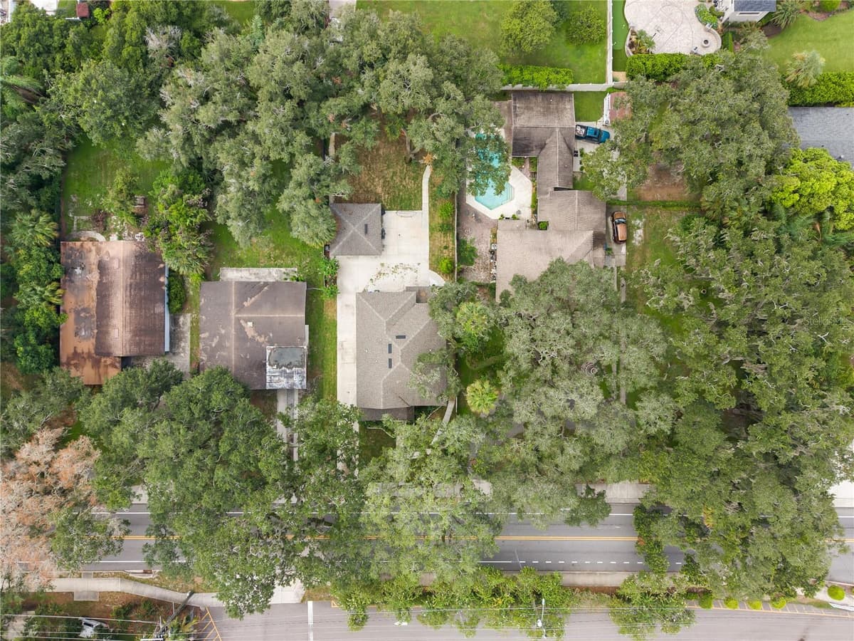 1415 CRYSTAL LAKE DRIVE — photo 55 of 63