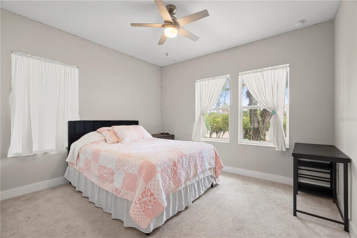 1415 CRYSTAL LAKE DRIVE — photo 31 of 63