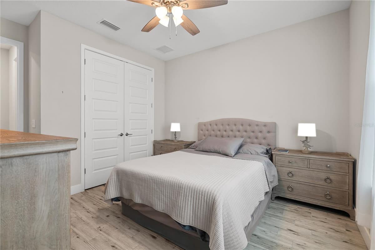 1415 CRYSTAL LAKE DRIVE — photo 37 of 63