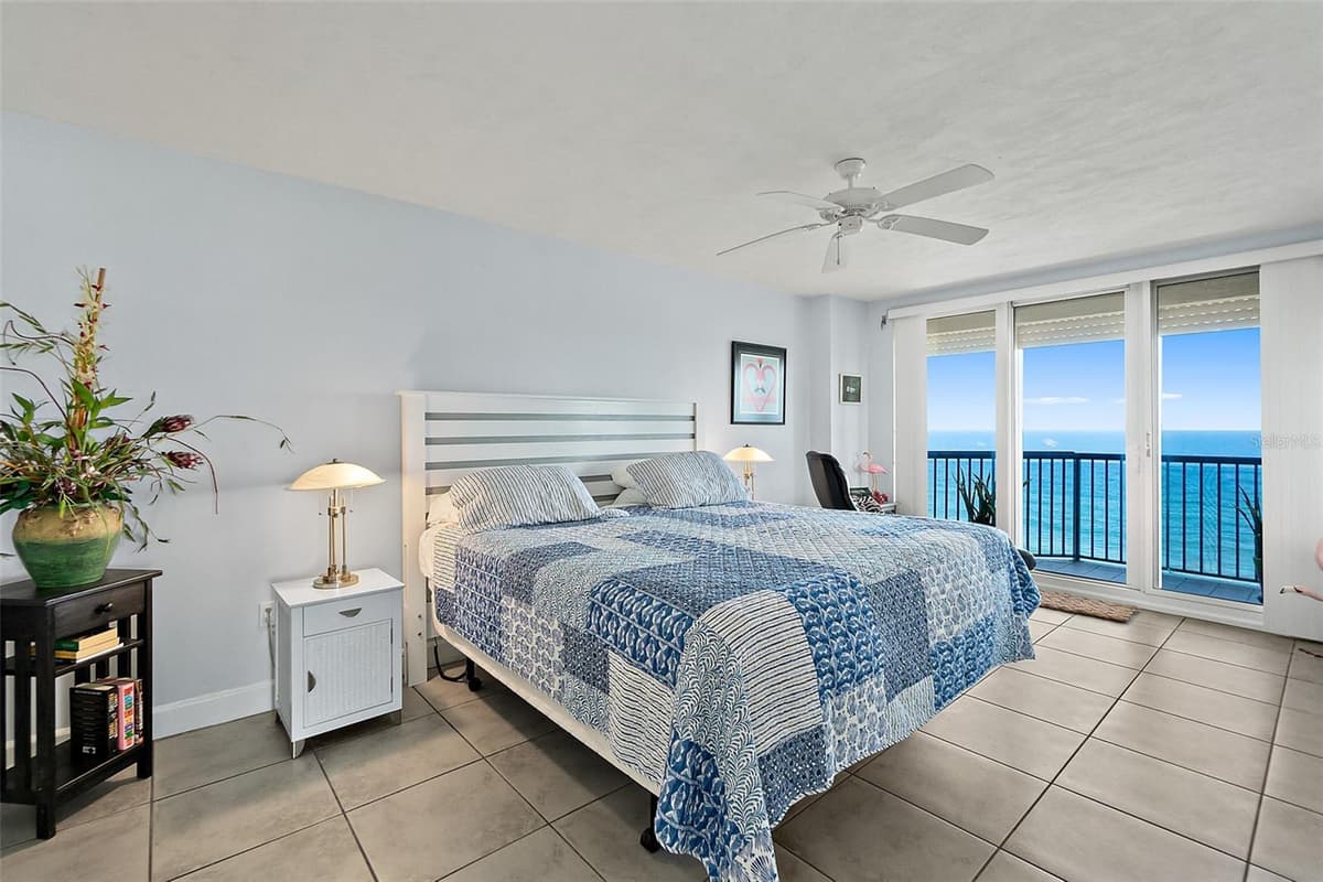 3425 ATLANTIC AVENUE — photo 15 of 54