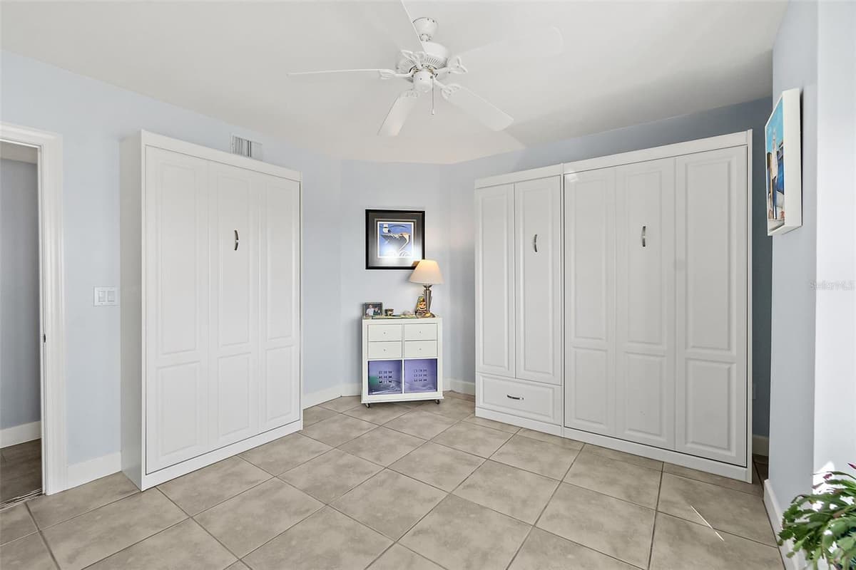 3425 ATLANTIC AVENUE — photo 25 of 54