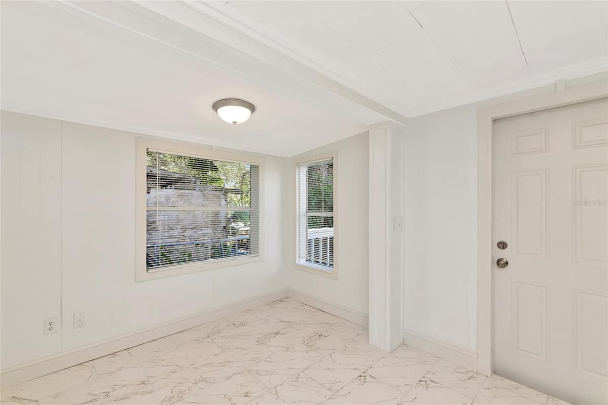 416 27TH AVENUE — photo 7 of 44