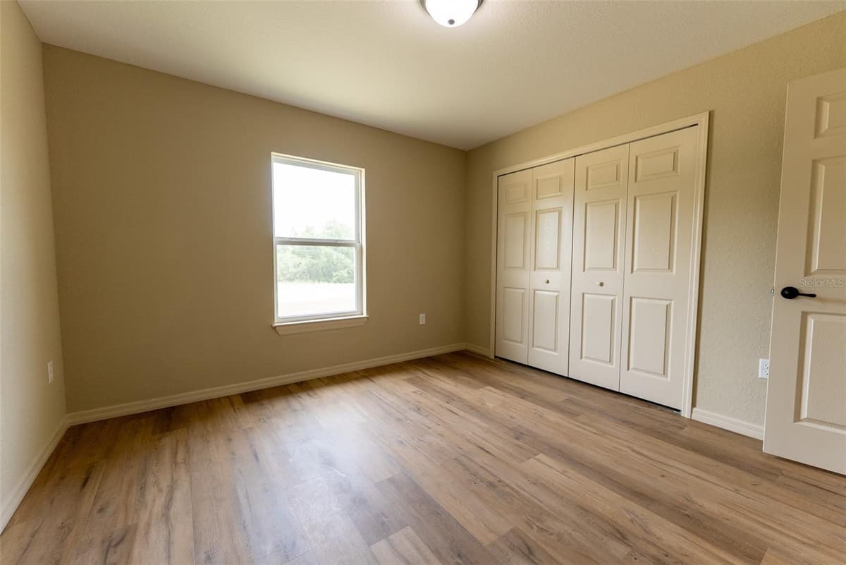 5911 63RD PLACE — photo 37 of 42