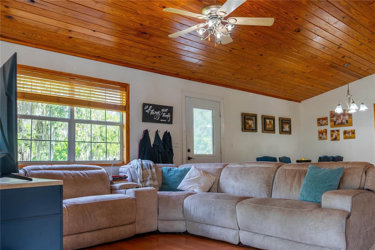 776 MAYTOWN ROAD — photo 10 of 56