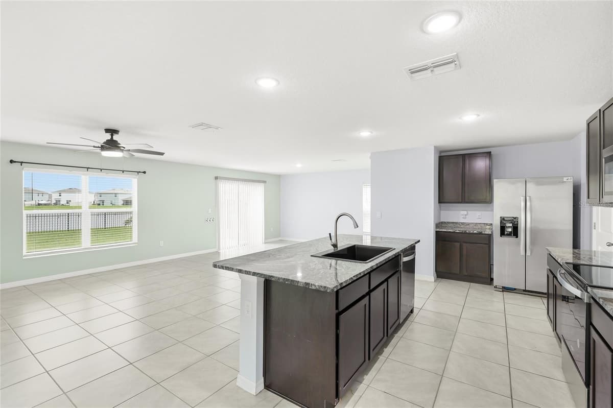 10116 CHARLOTTE DRIVE — photo 10 of 43