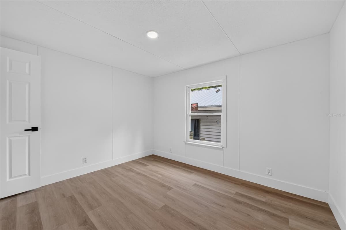 10213 UNION PARK DRIVE — photo 17 of 24
