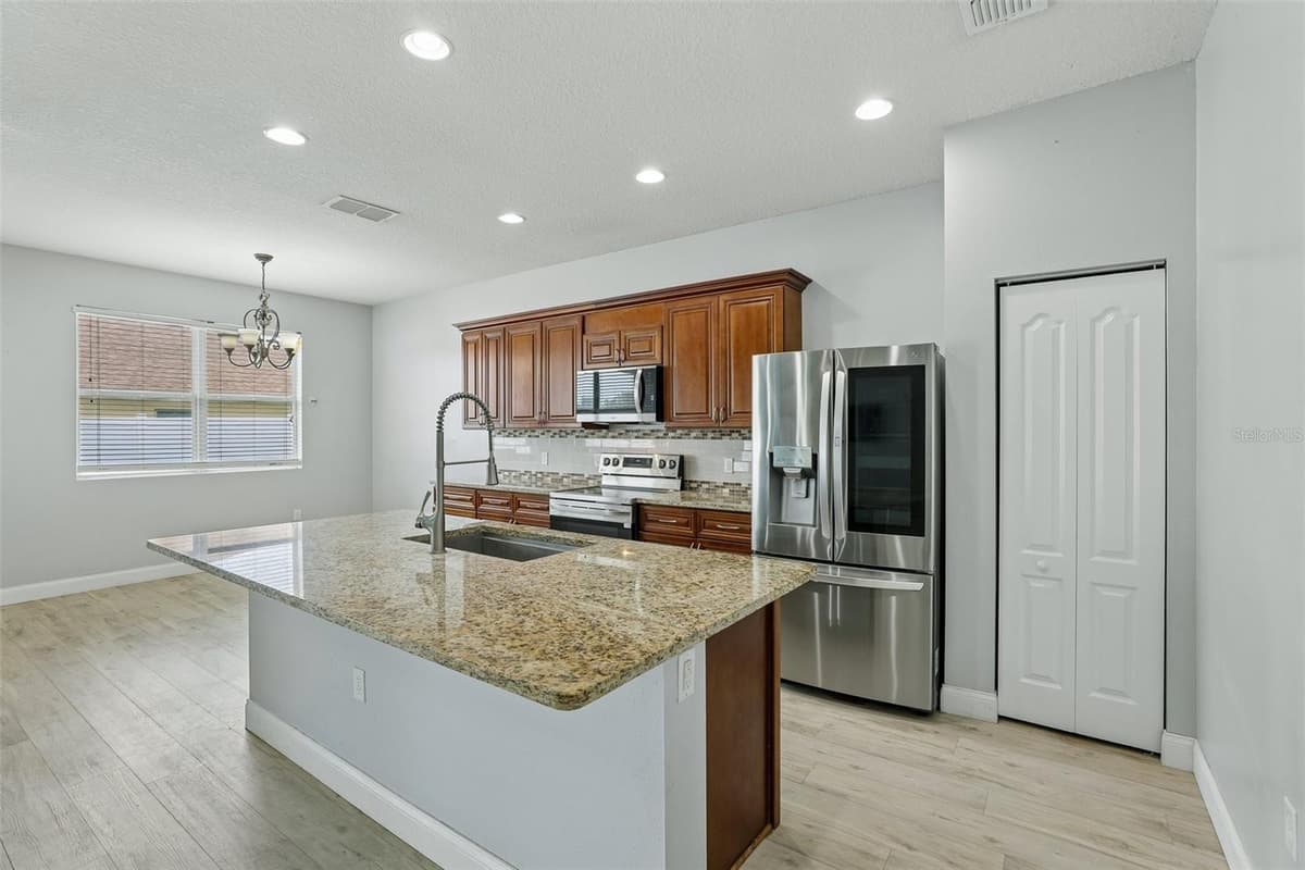 4362 SUN CENTER ROAD — photo 15 of 44