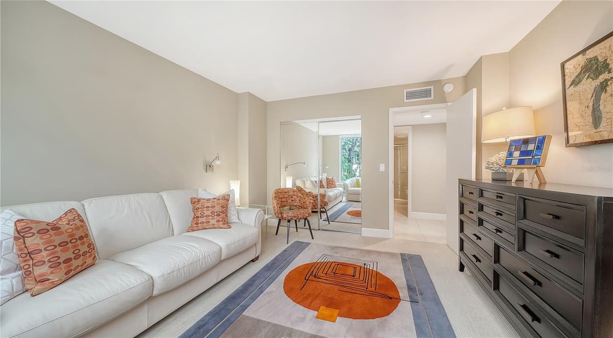2425 GULF OF MEXICO DRIVE — photo 25 of 48