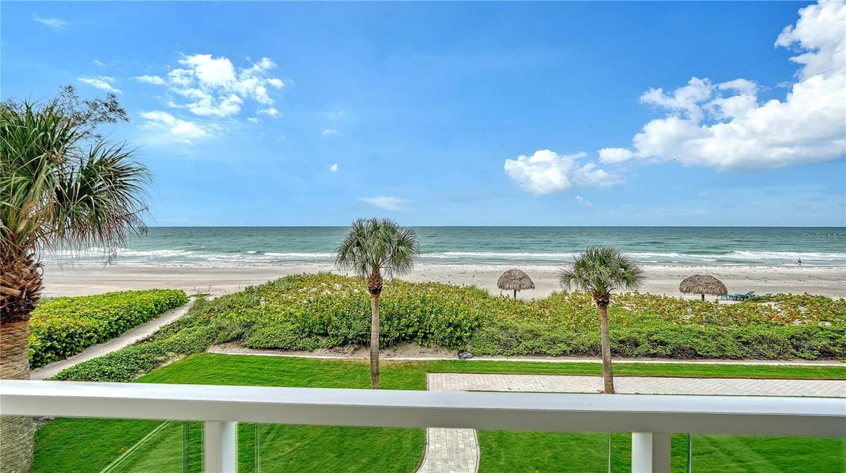 2425 GULF OF MEXICO DRIVE — photo 10 of 48