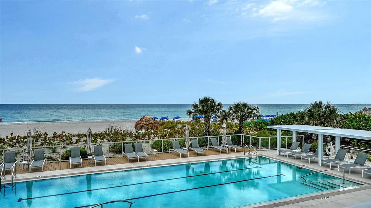 2425 GULF OF MEXICO DRIVE — photo 38 of 48