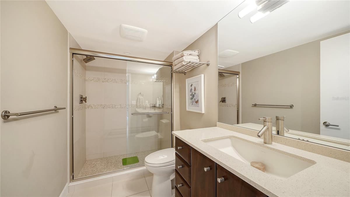 2425 GULF OF MEXICO DRIVE — photo 26 of 48