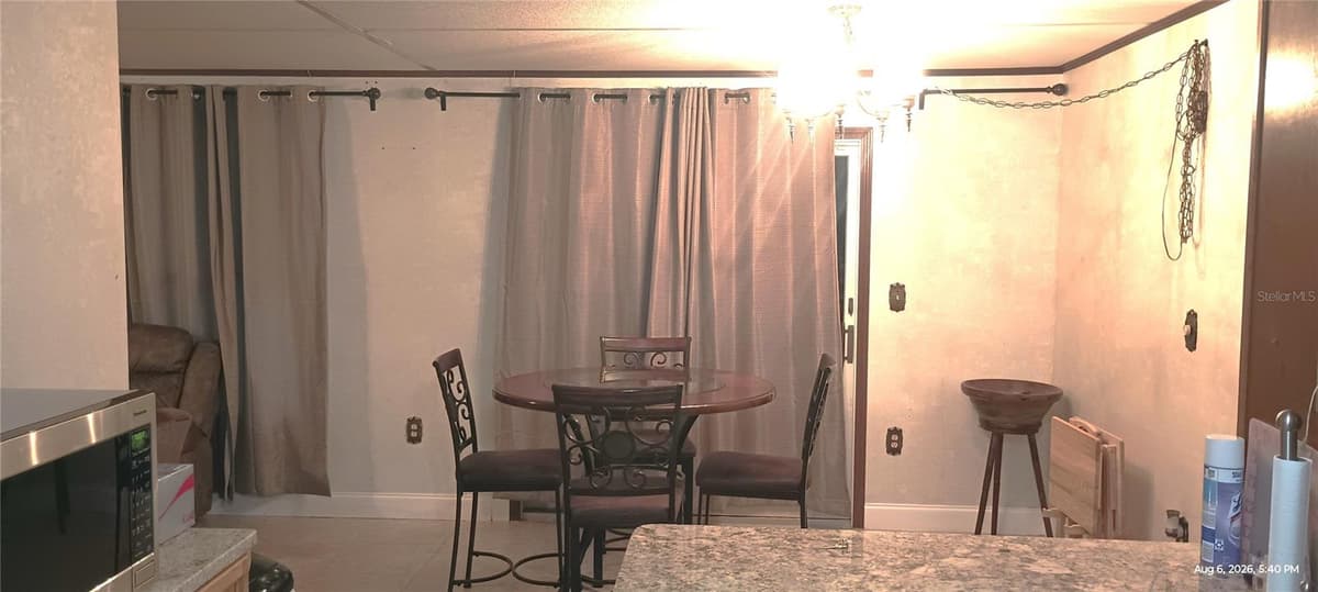 148 HICKS AVENUE — photo 8 of 27