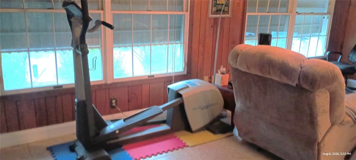 148 HICKS AVENUE — photo 19 of 27