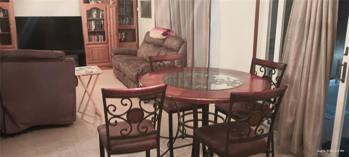 148 HICKS AVENUE — photo 7 of 27