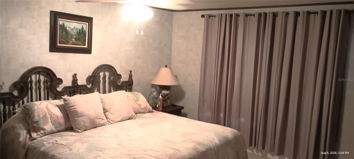 148 HICKS AVENUE — photo 12 of 27