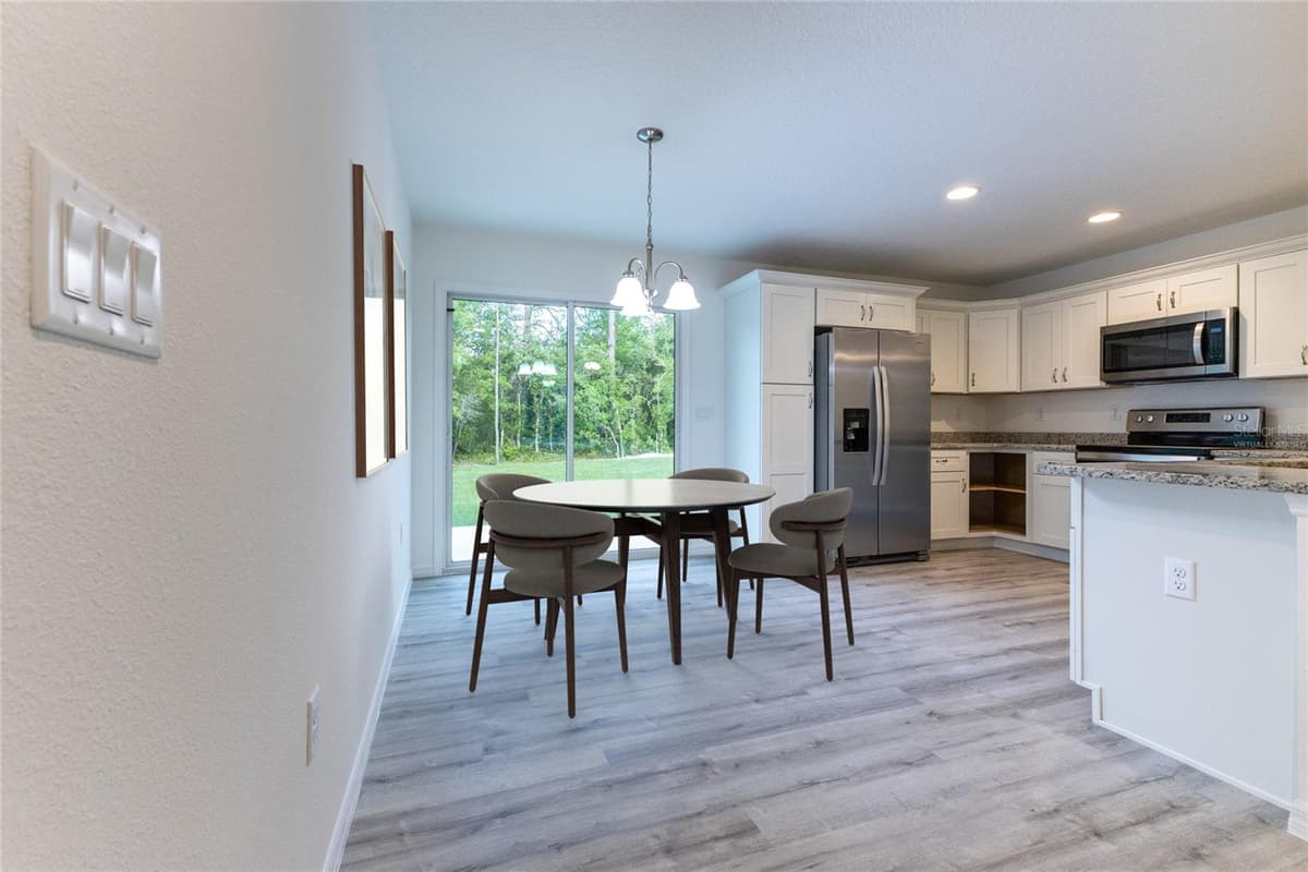 1057 TIMBERLAKE ROAD — photo 14 of 47