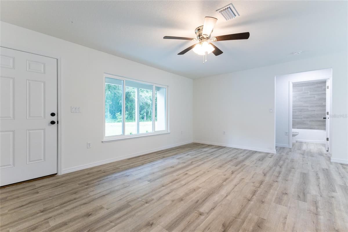 1057 TIMBERLAKE ROAD — photo 9 of 47
