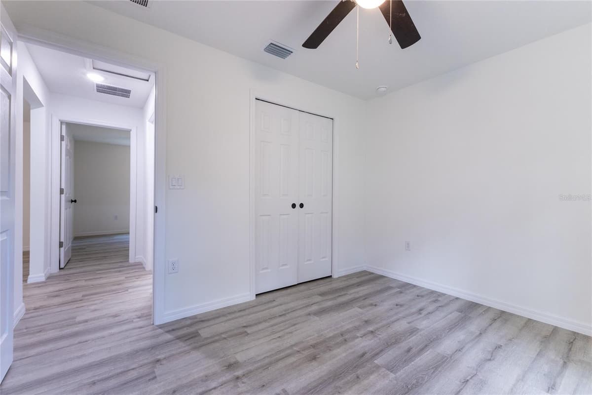 1057 TIMBERLAKE ROAD — photo 41 of 47