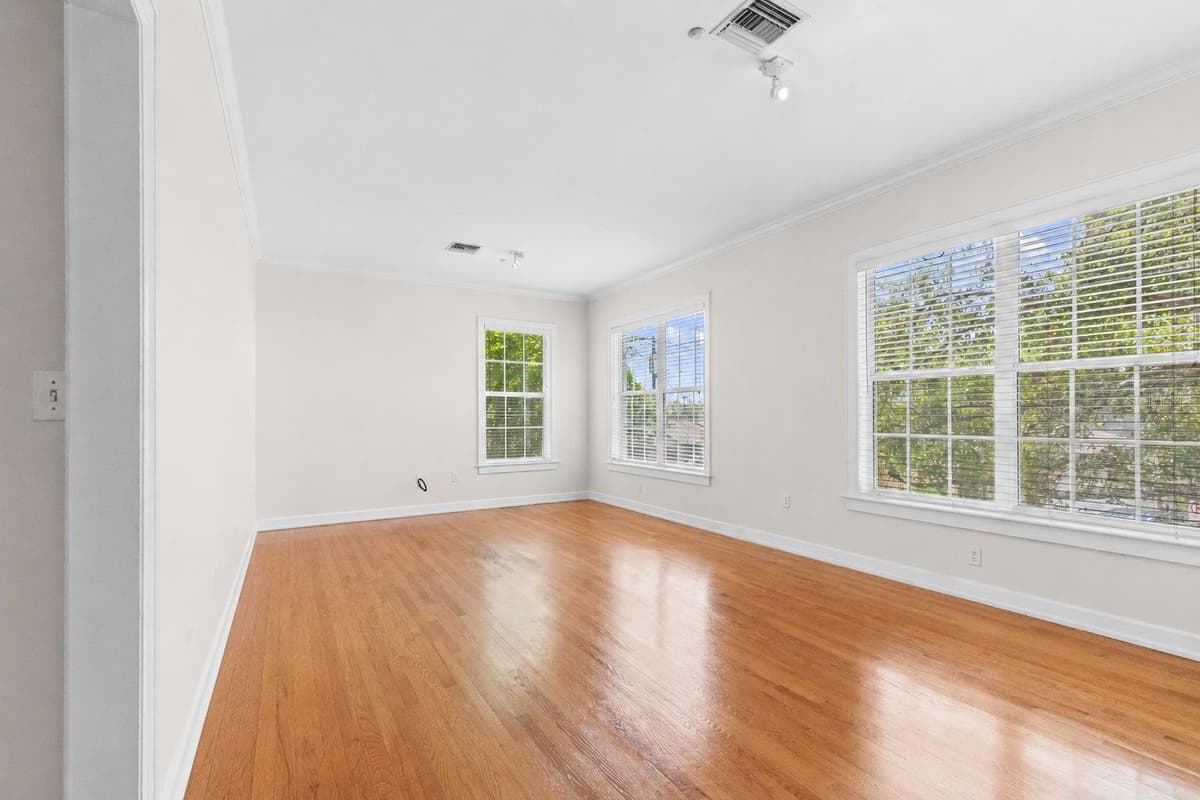 3007 MASON STREET — photo 11 of 34