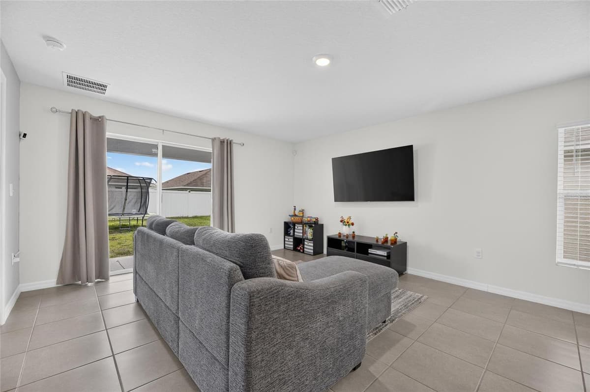 579 OLIVE CONCH STREET — photo 23 of 52