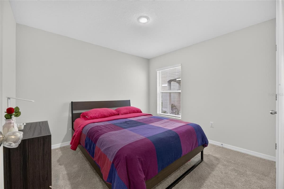 579 OLIVE CONCH STREET — photo 14 of 52