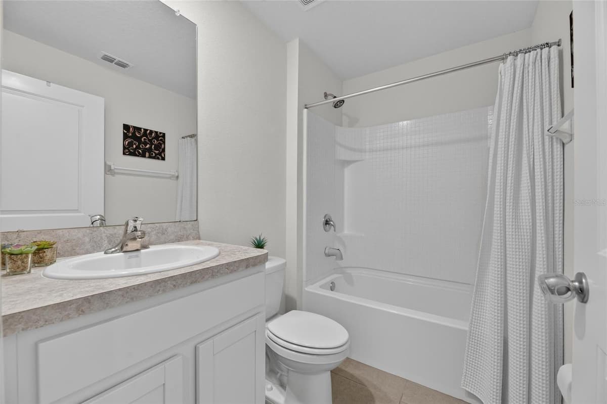 579 OLIVE CONCH STREET — photo 11 of 52