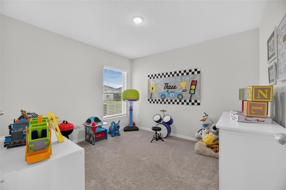 579 OLIVE CONCH STREET — photo 12 of 52