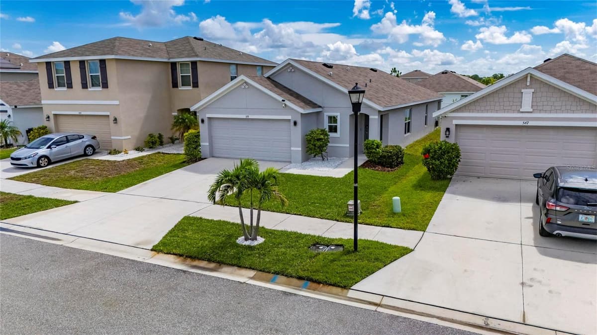 579 OLIVE CONCH STREET — photo 43 of 52