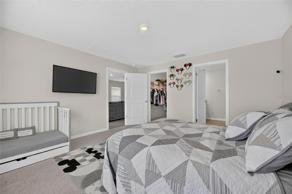 579 OLIVE CONCH STREET — photo 29 of 52