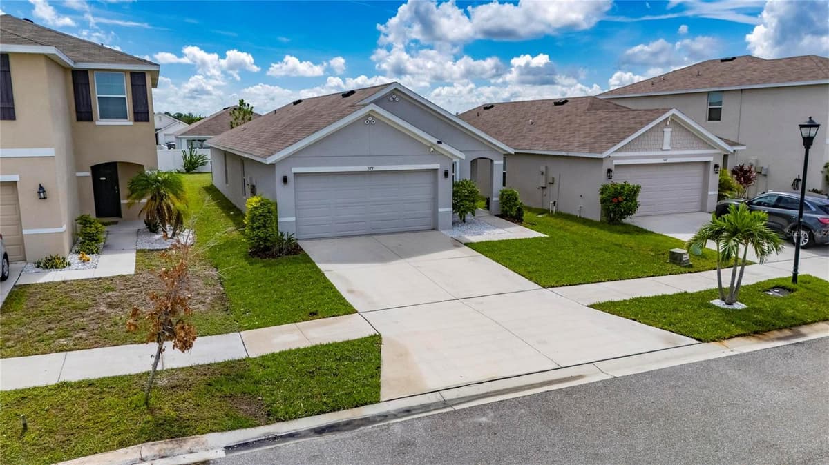 579 OLIVE CONCH STREET — photo 42 of 52