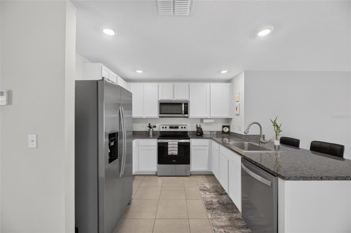 579 OLIVE CONCH STREET — photo 17 of 52
