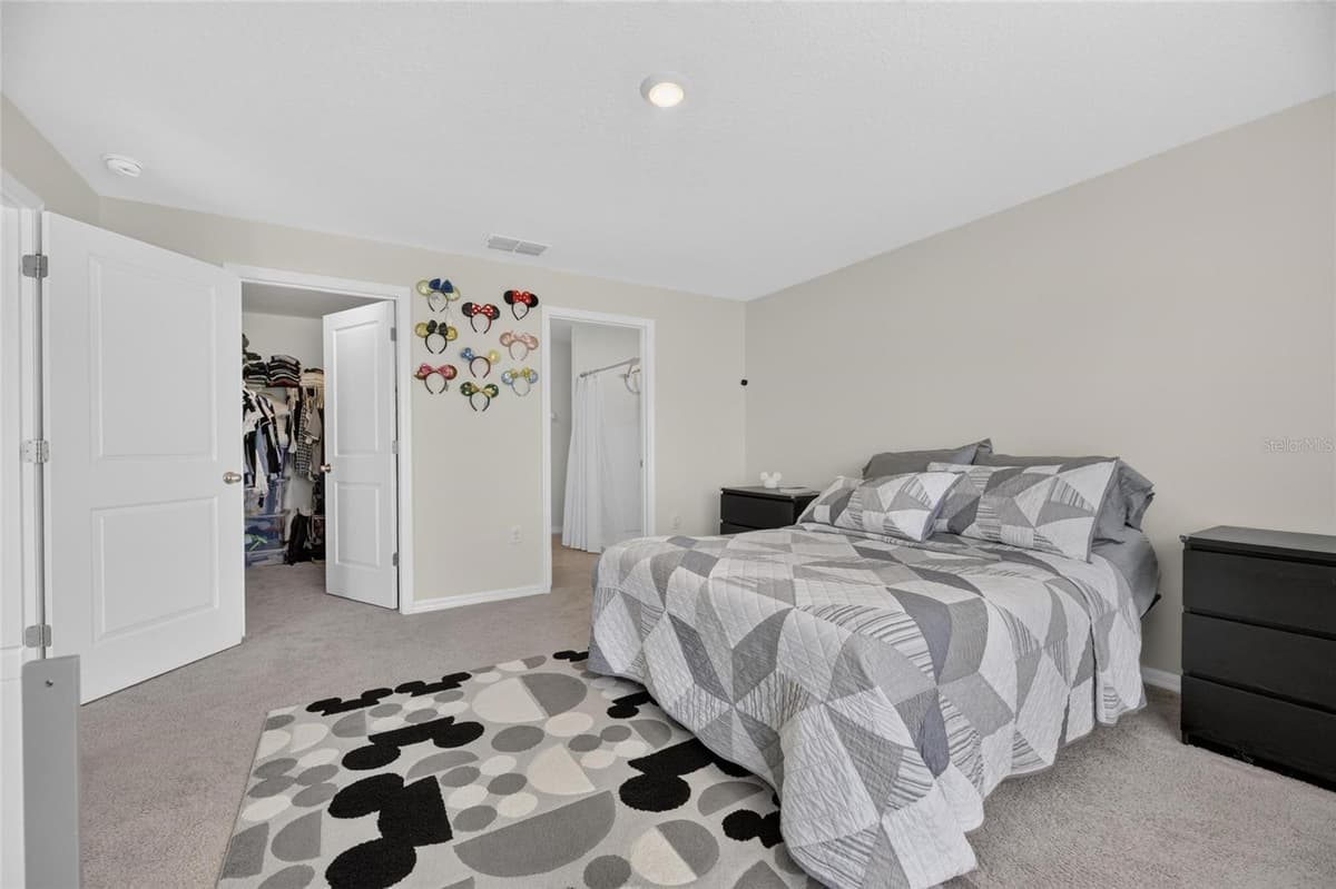 579 OLIVE CONCH STREET — photo 28 of 52