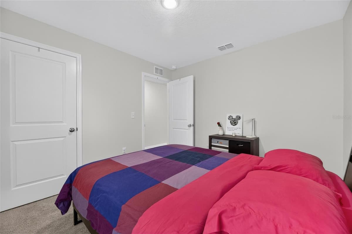 579 OLIVE CONCH STREET — photo 15 of 52