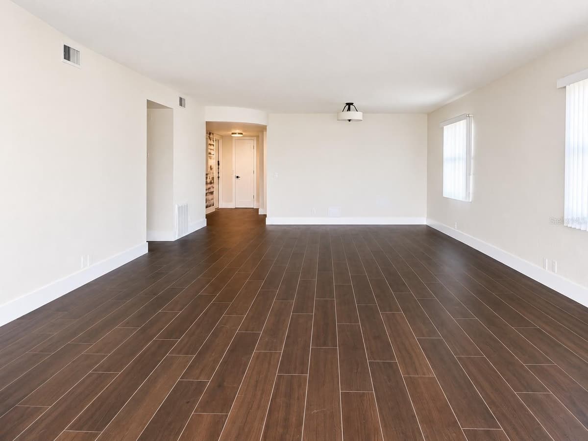 1847 SHORE DRIVE — photo 13 of 25