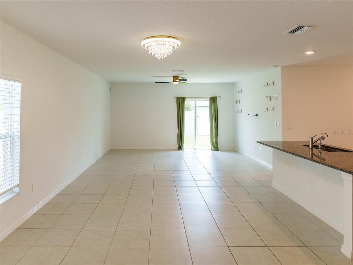 13693 NEWBRIDGE STREET — photo 3 of 41