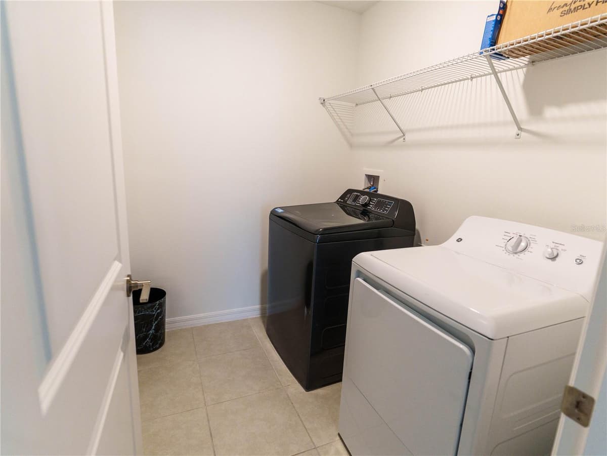 13693 NEWBRIDGE STREET — photo 27 of 41