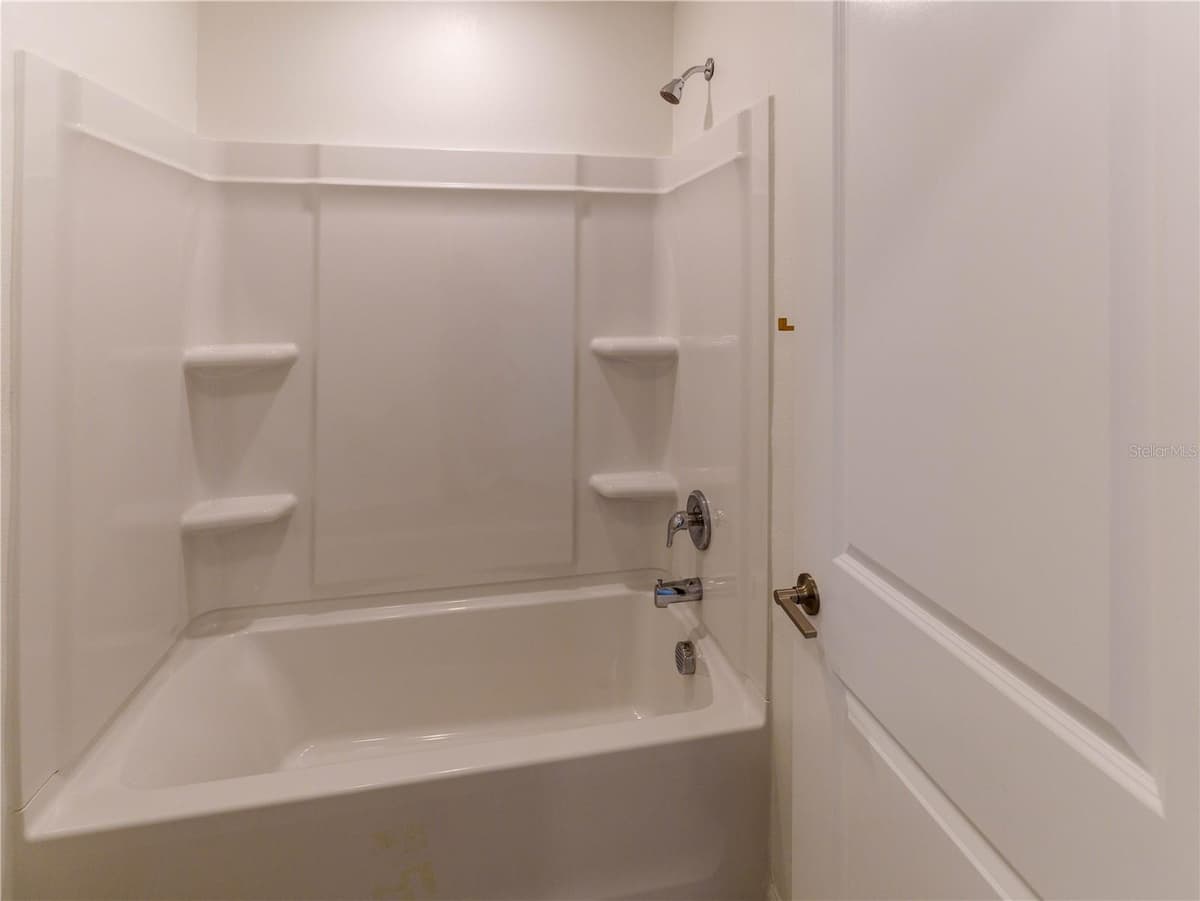 13693 NEWBRIDGE STREET — photo 30 of 41