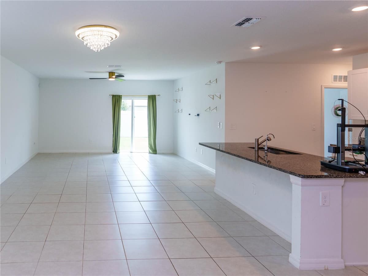 13693 NEWBRIDGE STREET — photo 2 of 41