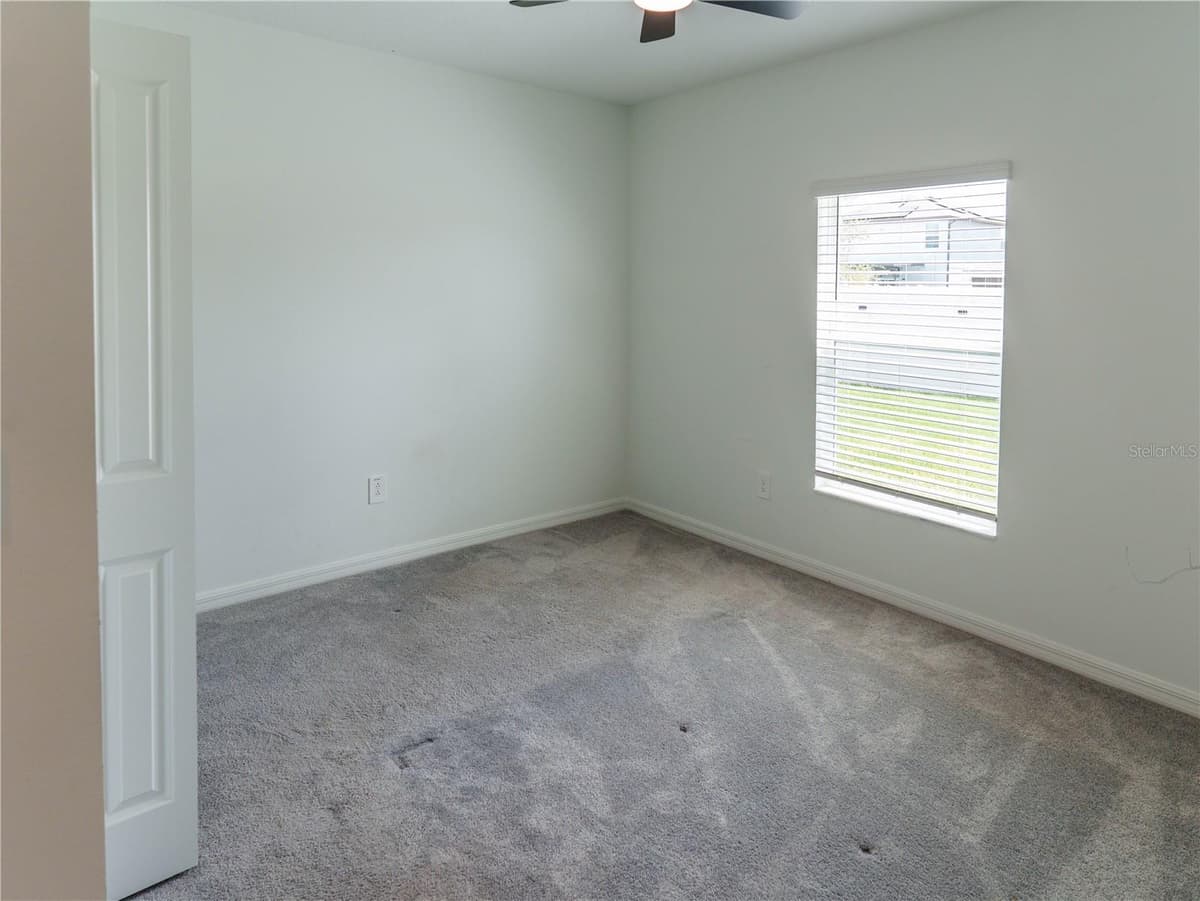 13693 NEWBRIDGE STREET — photo 10 of 41