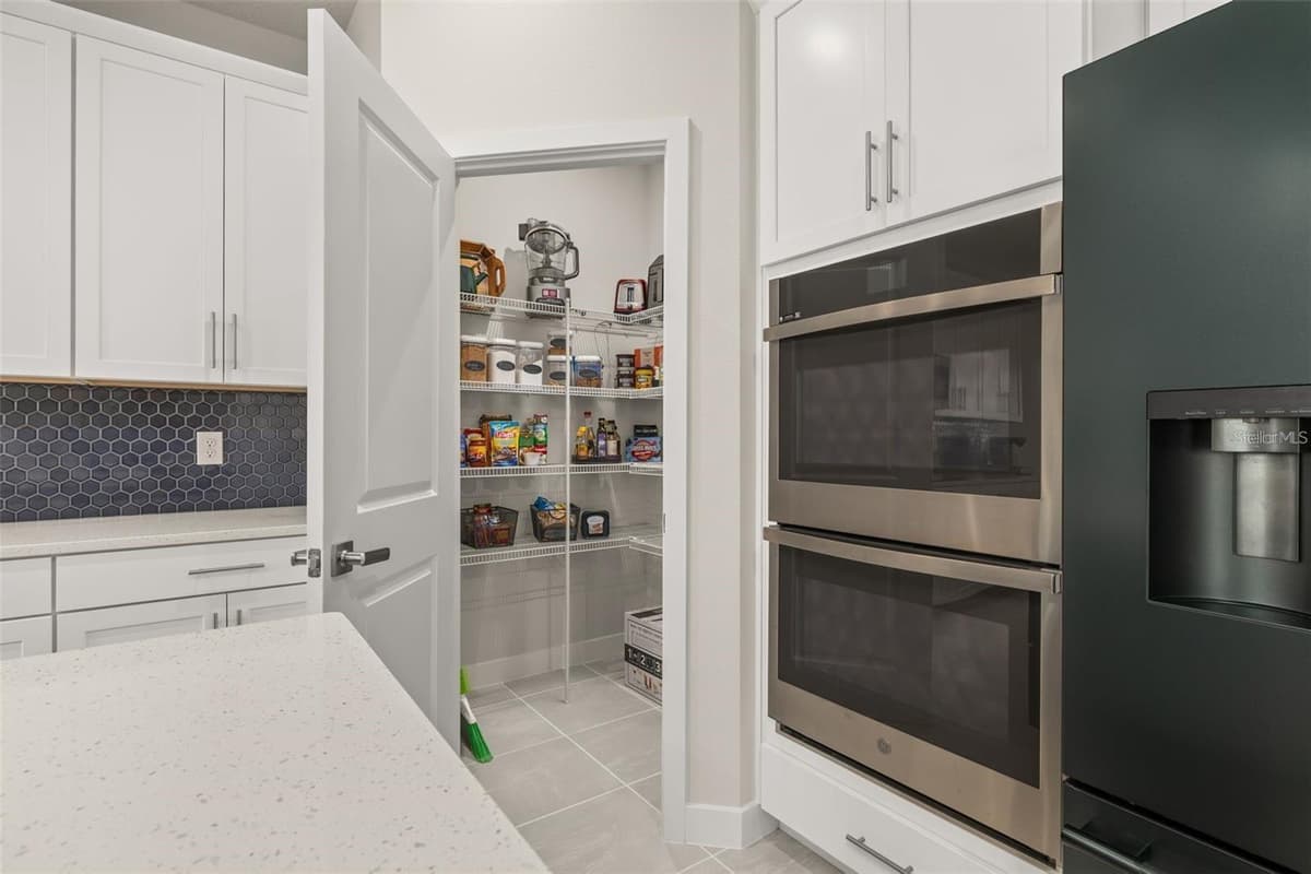 11182 NELLIE CROSSING CIRCLE — photo 7 of 32