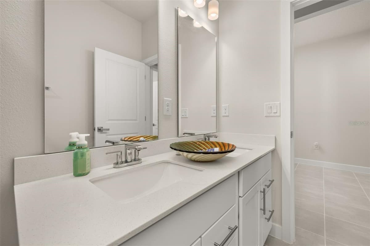 11182 NELLIE CROSSING CIRCLE — photo 24 of 32