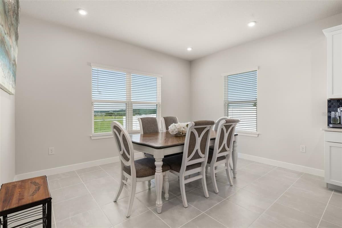 11182 NELLIE CROSSING CIRCLE — photo 9 of 32
