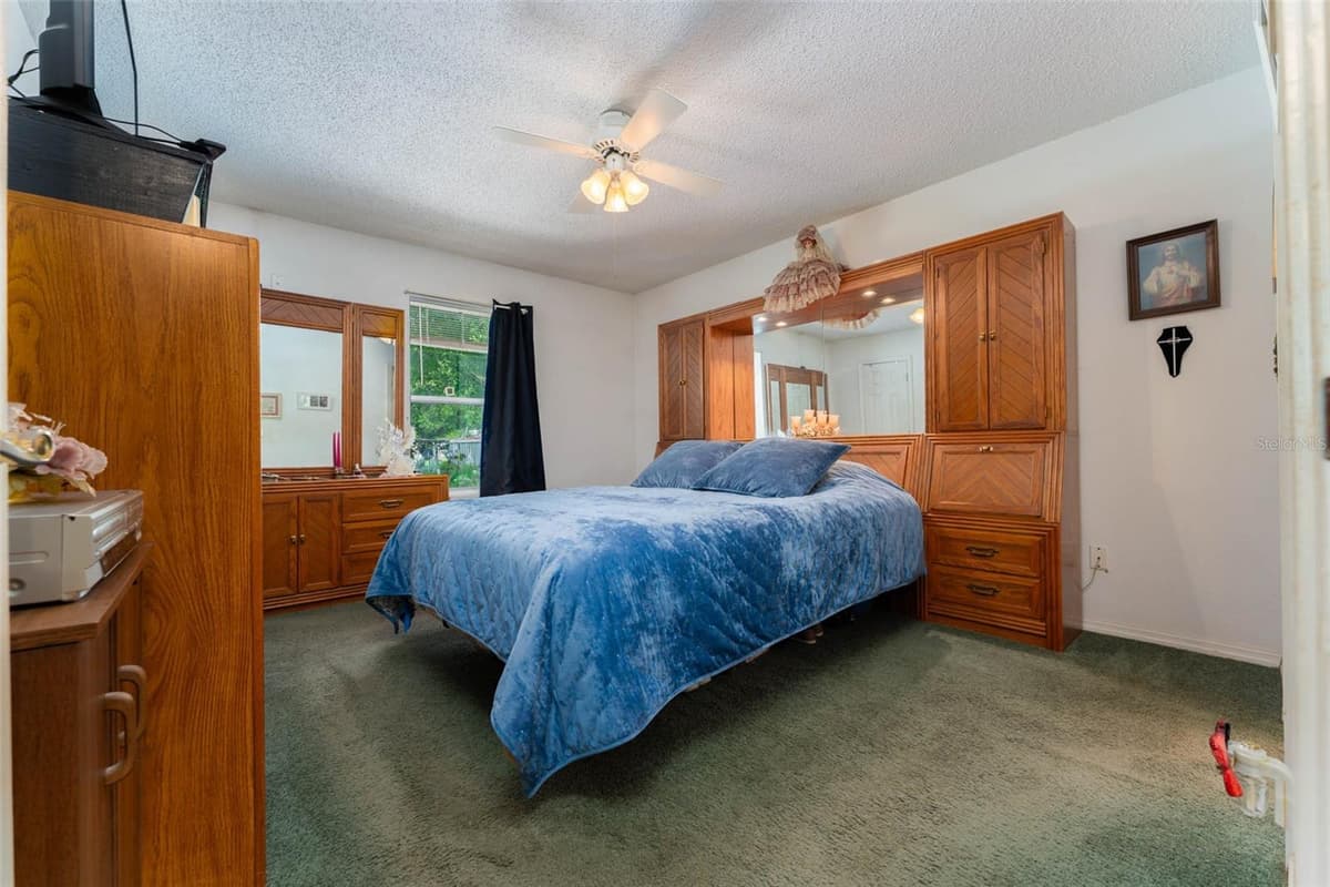 15370 APACHE DRIVE — photo 15 of 35